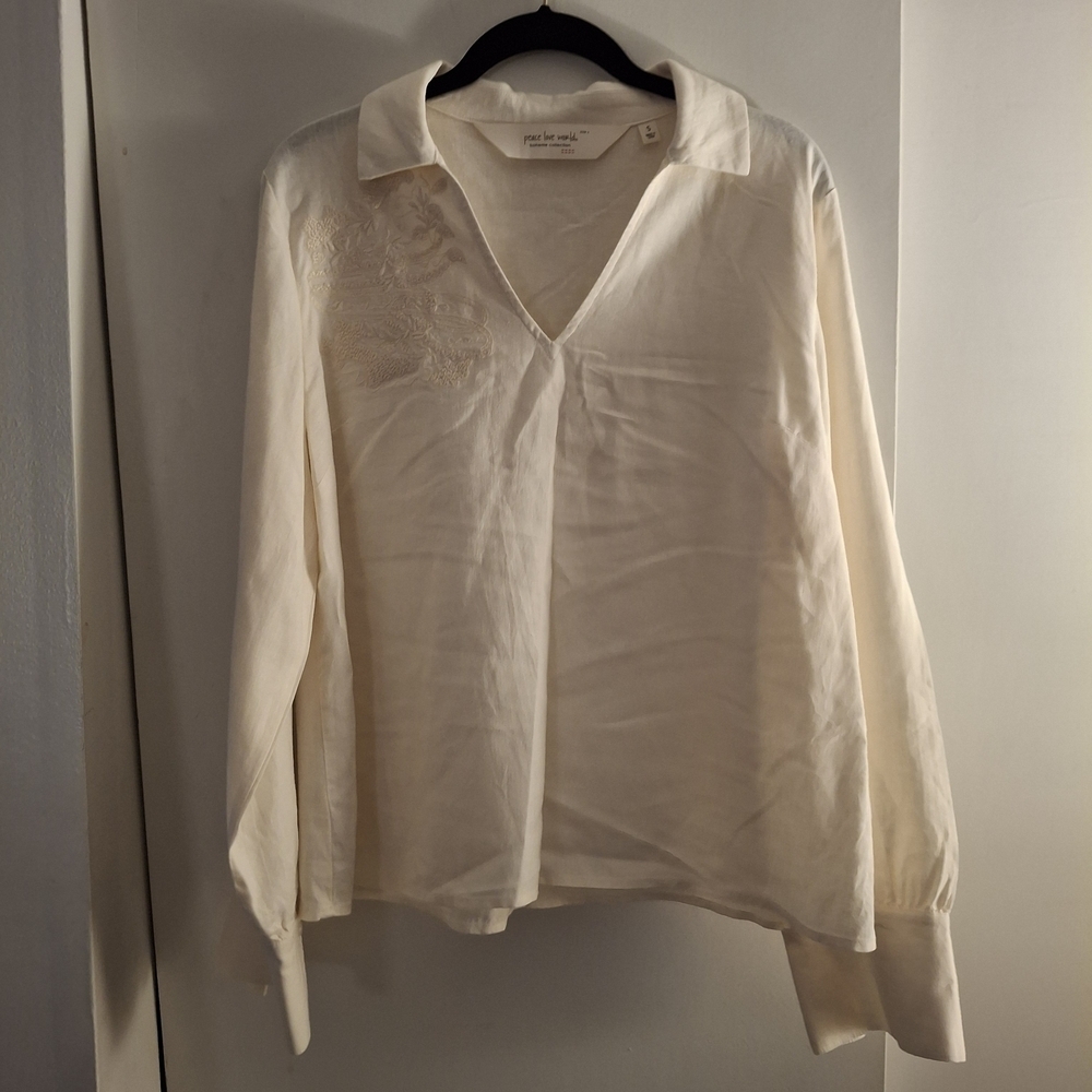 Peace Love World Women's Cream Long Sleeve Blouse